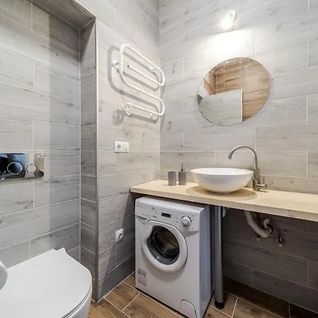 Apartman Inshiapartments On Popovycha Str 3 *